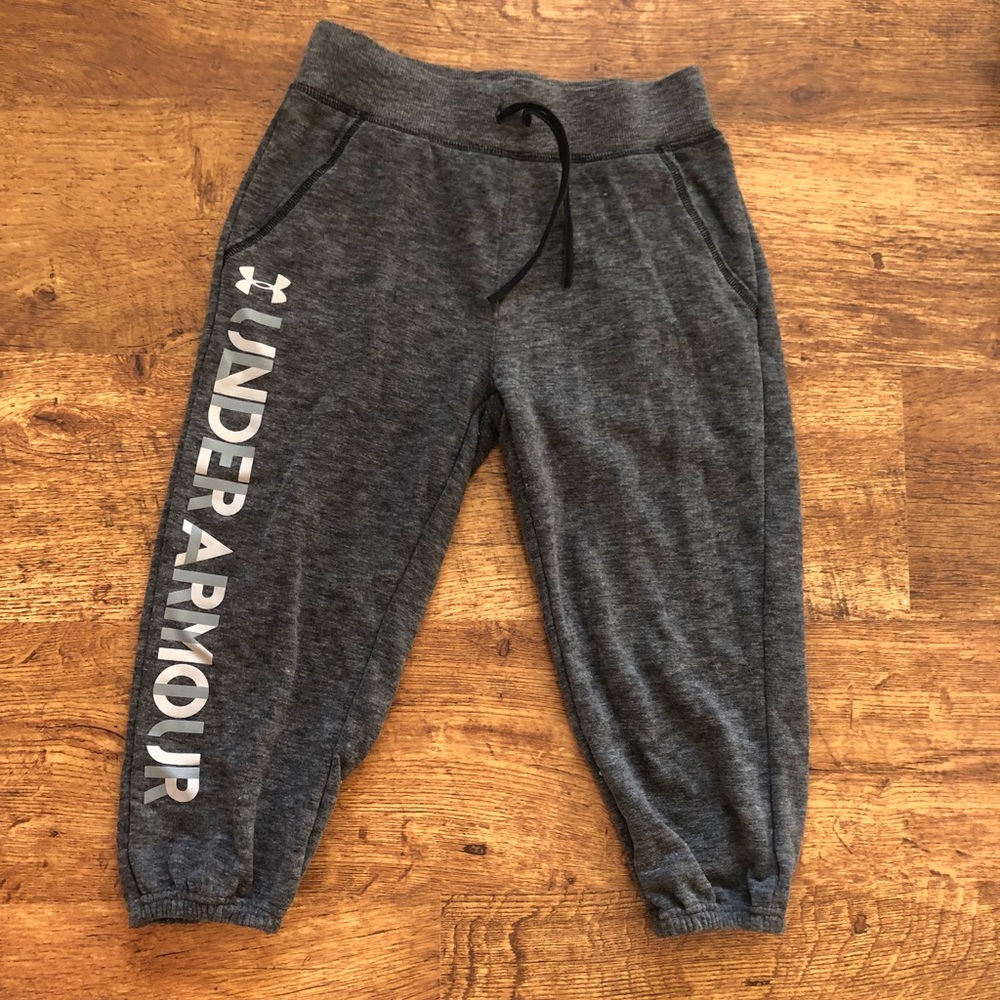 Girls Under Armor Capri Sweatpants
